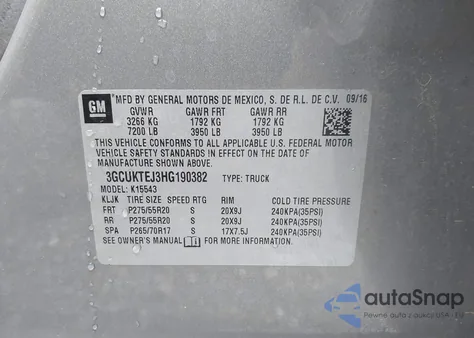 2017 Chevrolet Silverado 1500 High Country z USA, uszkodzony, nr VIN 3GCUKTEJ3HG190382